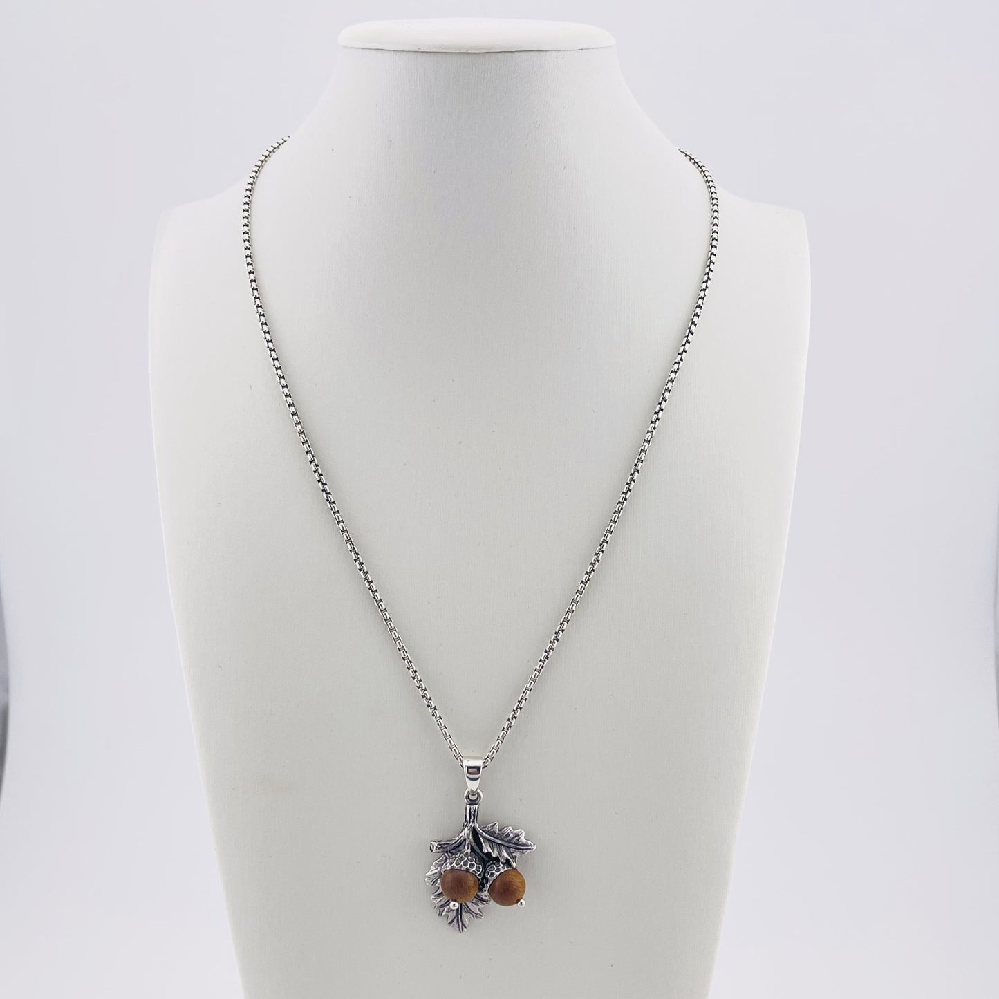 Handmade 925 Sterling Silver Acorn Necklace: Sandalwood Beads, Oak Leaf Pendant, Nature lovers collection