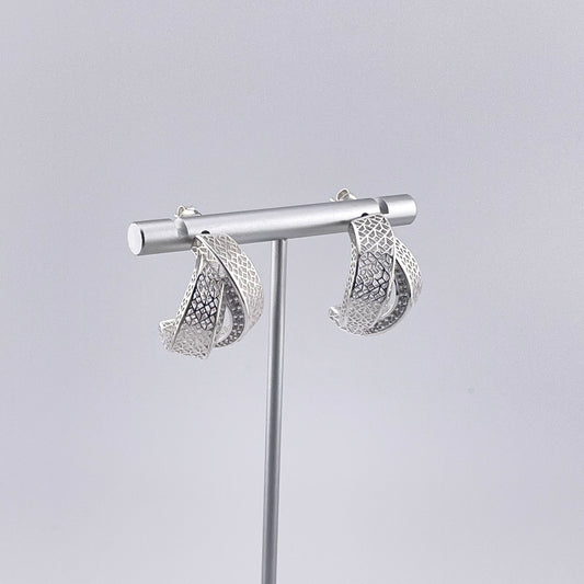 925 Sterling Silver Sculptural Dangle Earrings – Lightweight Openwork Loop Design, Everyday & Formal Jewelry