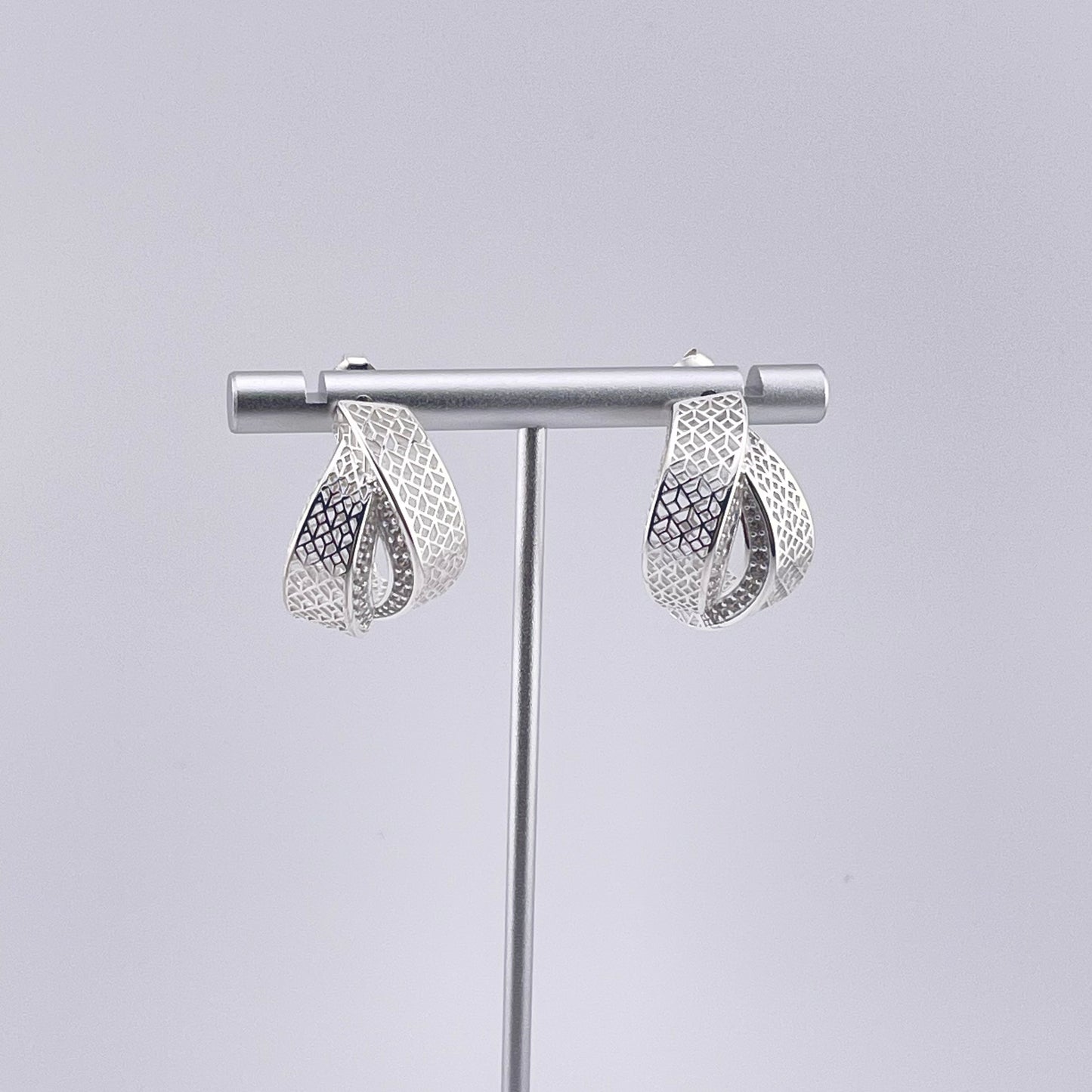 925 Sterling Silver Sculptural Dangle Earrings – Lightweight Openwork Loop Design, Everyday & Formal Jewelry